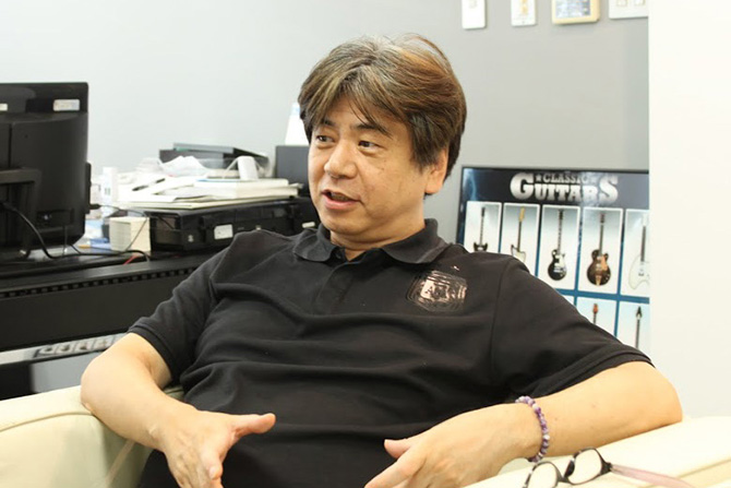 横山隆治氏